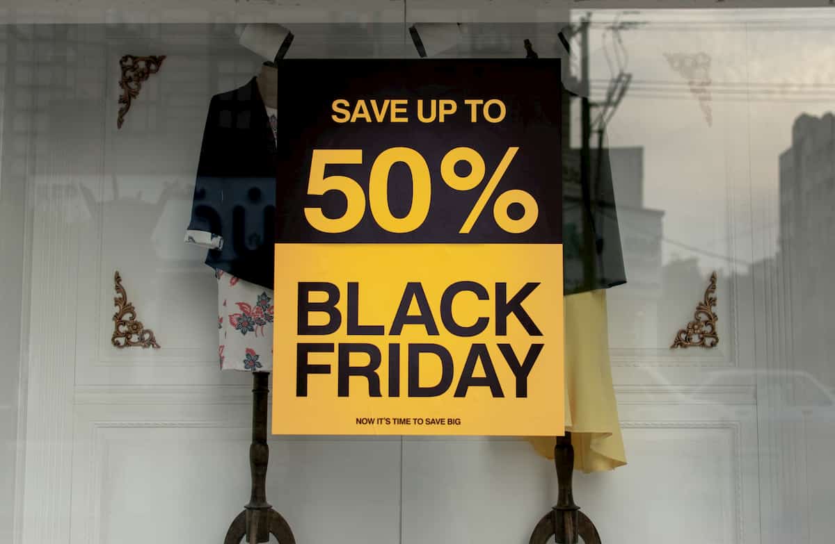 42% of Americans plan to spend over $500 on Black Friday shopping